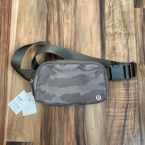 lululemon athletica Handbags - Brand new Lululemon Belt Bag Fanny pack Camo opal